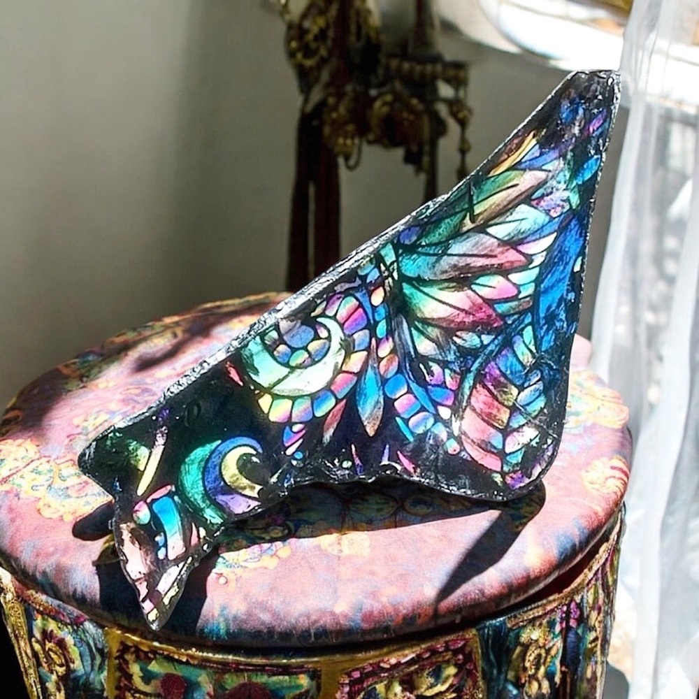 Psychedelic Tie-Dye Iridescent Trinket Sea Shell Decor
